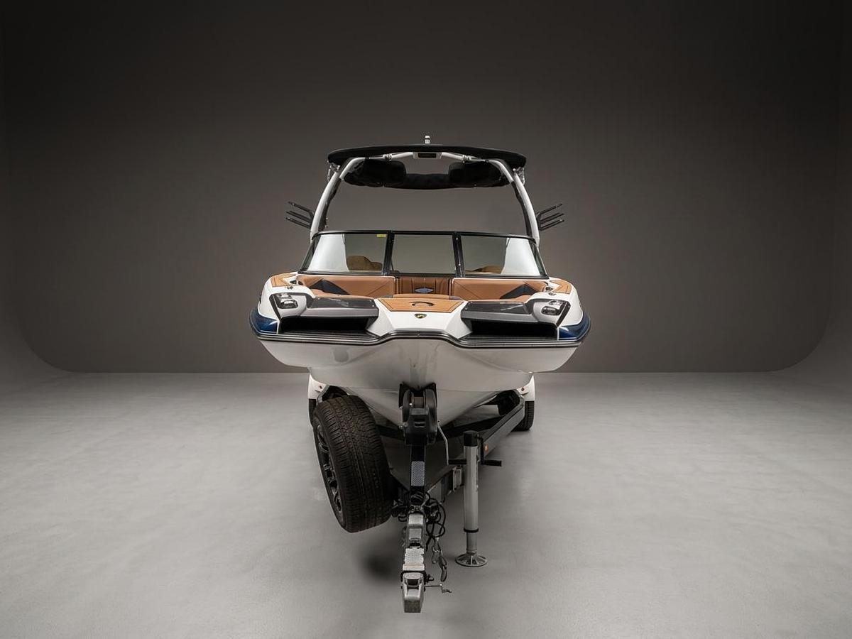 Used 2015 Centurion FS44 - Canadian Blue Flake / White