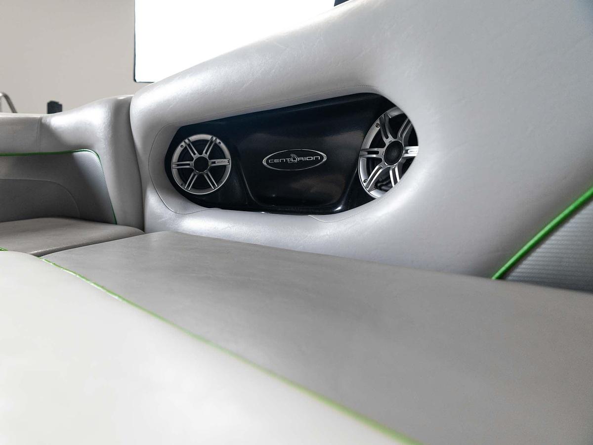 Used 2009 Centurion Air Warrior Falcon V - Green / Black