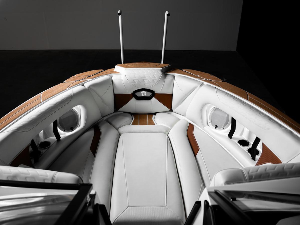 Used 2024 Centurion Ri265 - Red / White