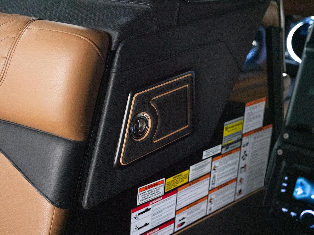 Used 2025 Centurion Ri245 Black Flake / Onyx Black