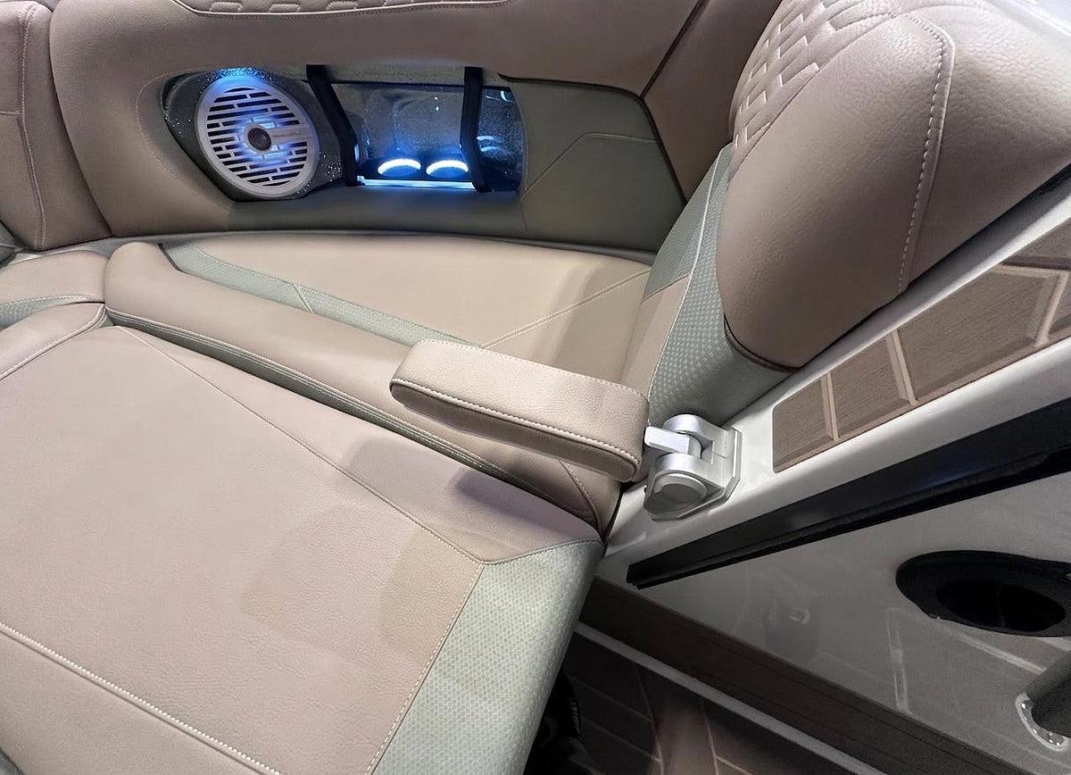 2026 Centurion Ri245 - Olive Flake / White / Tan