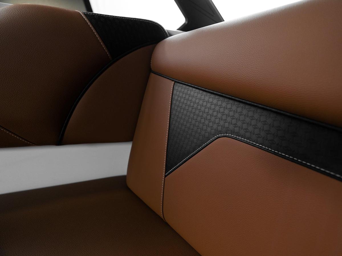 2026 Supreme S240 - White Frost / Castano