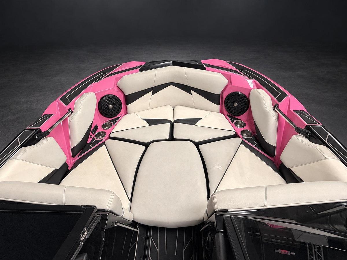 Used 2018 Centurion Fi23 in Pink Flake w/ white interior