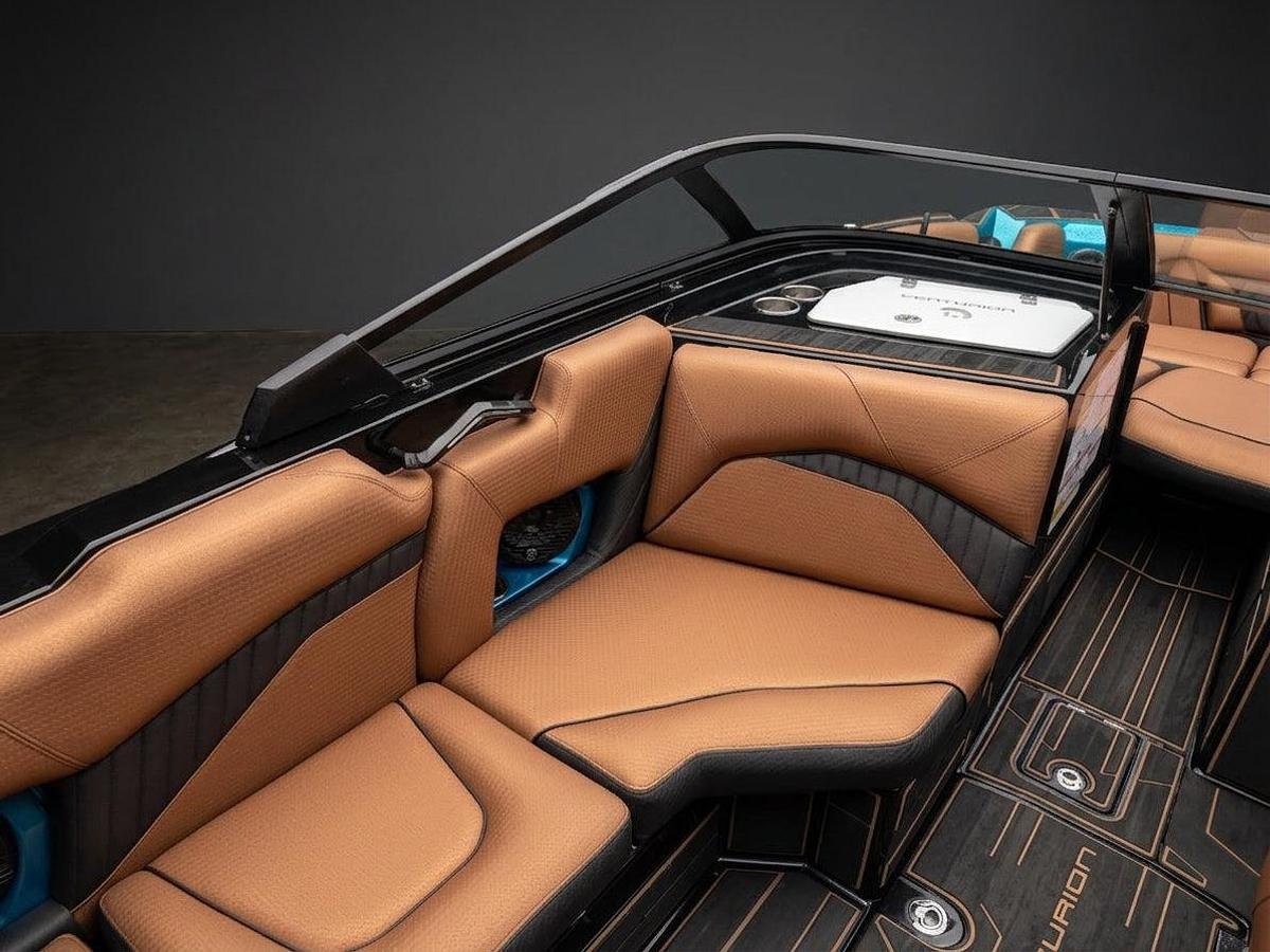 Used 2023 Centurion Fi25 in Bahama Blue w/ Castano Brown interior