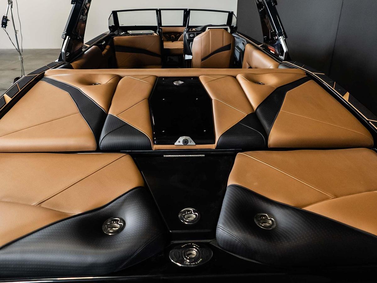 2026 Centurion NV233 - Black / Black Metal Flake