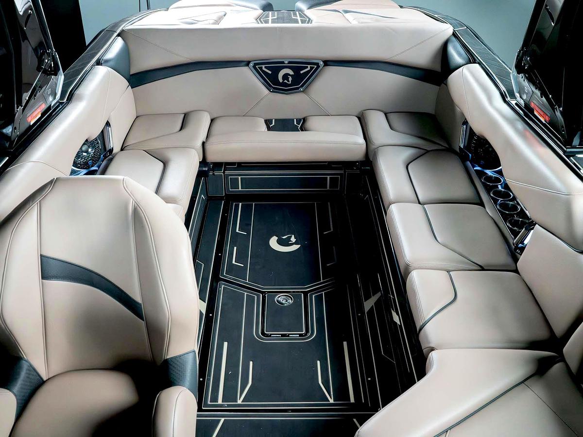 2026 Centurion NV243 - Black Flake / Onyx Black