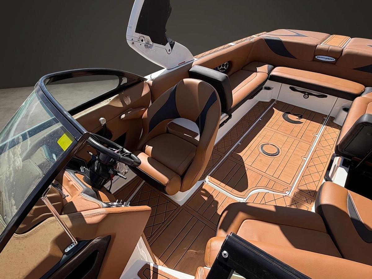 Used 2015 Centurion FS44 - Canadian Blue Flake / White