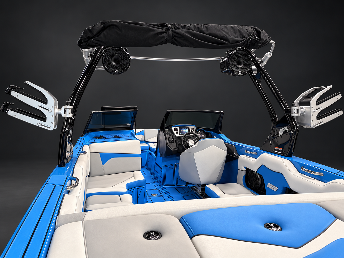 Used 2021 Supreme ZS232 in BLUE w/ WHITE interior