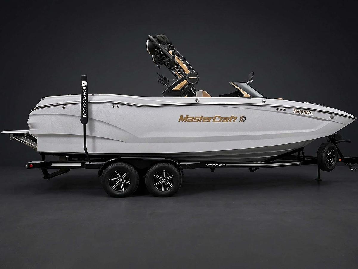 Used 2025 MasterCraft X24 - Gray / Tan