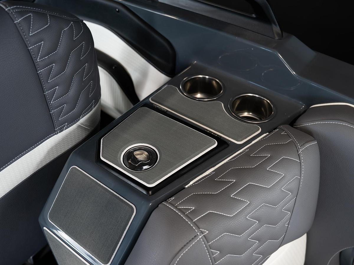 2026 Centurion Ri245 - Charcoal / White Accents