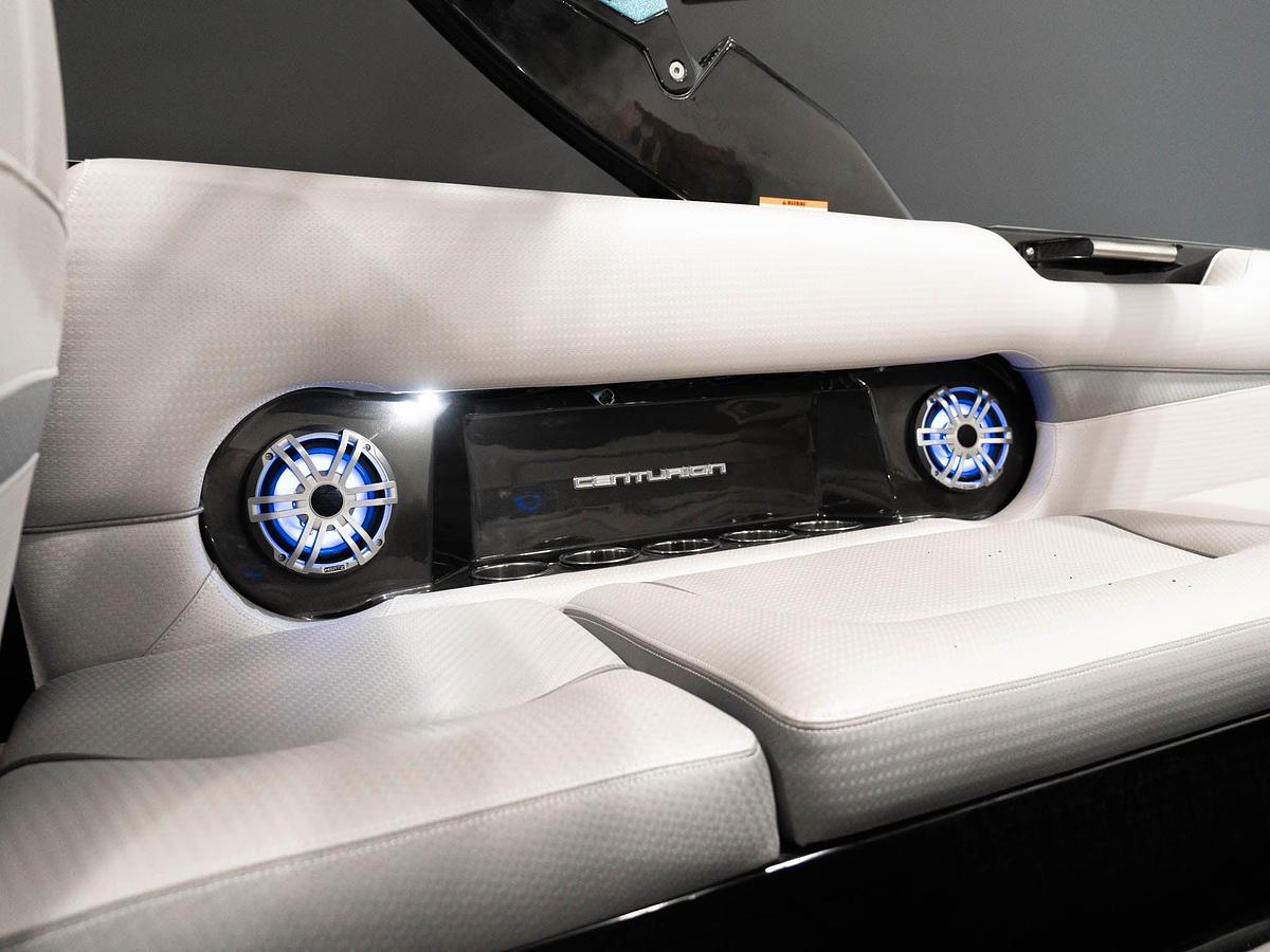 Used 2020 Centurion Vi24- Black / SkyBlue