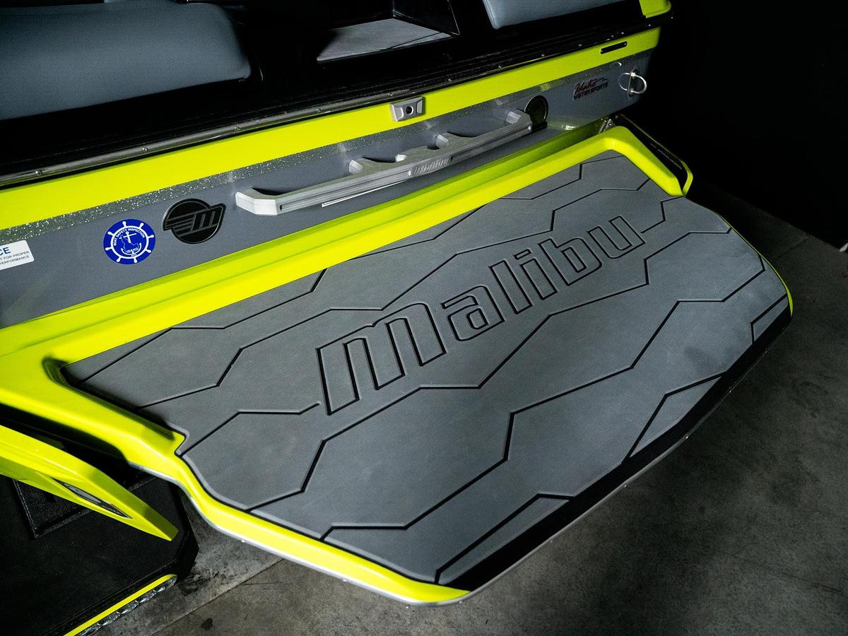 Used 2024 Malibu 23MXZ - Electric Yellow / Grey