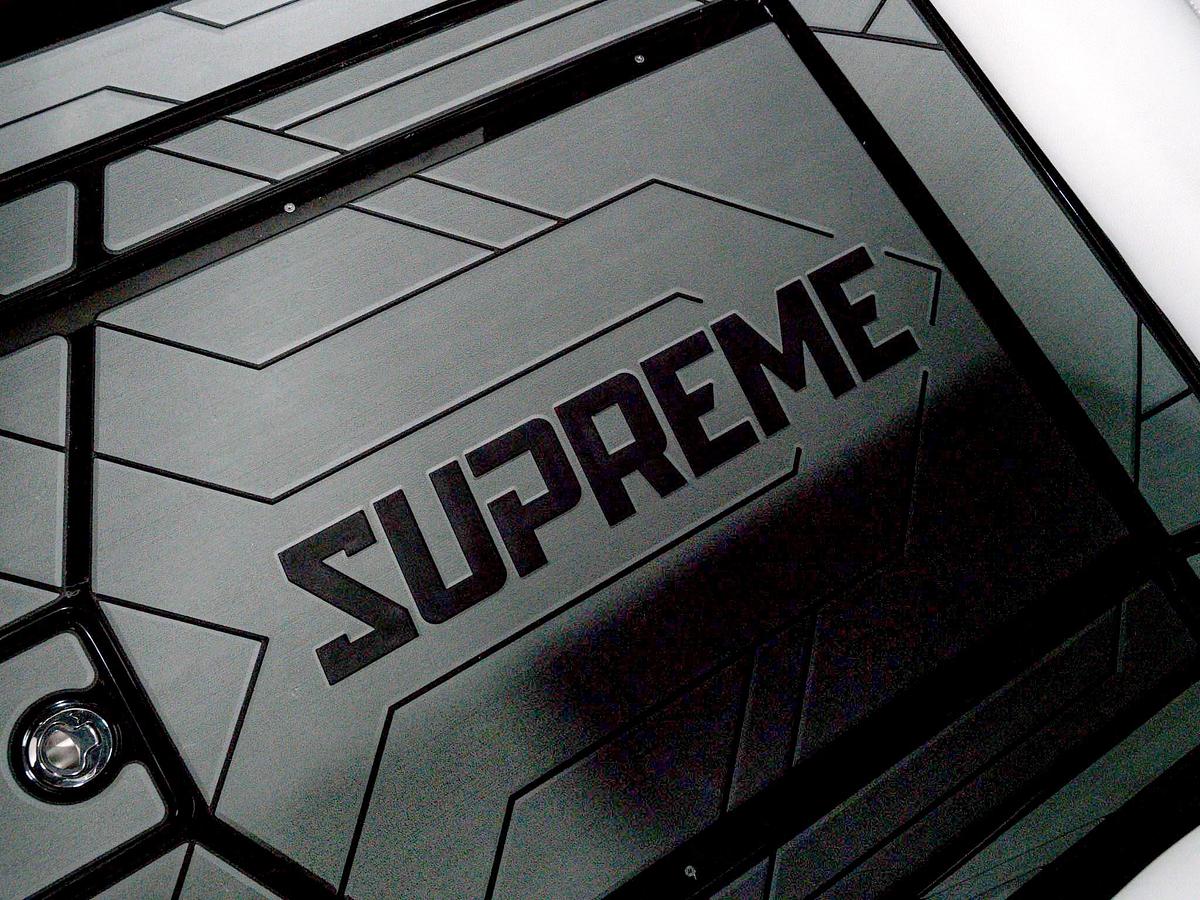 2026 Supreme S240 - Bahama Blue Flake / Onyx Black