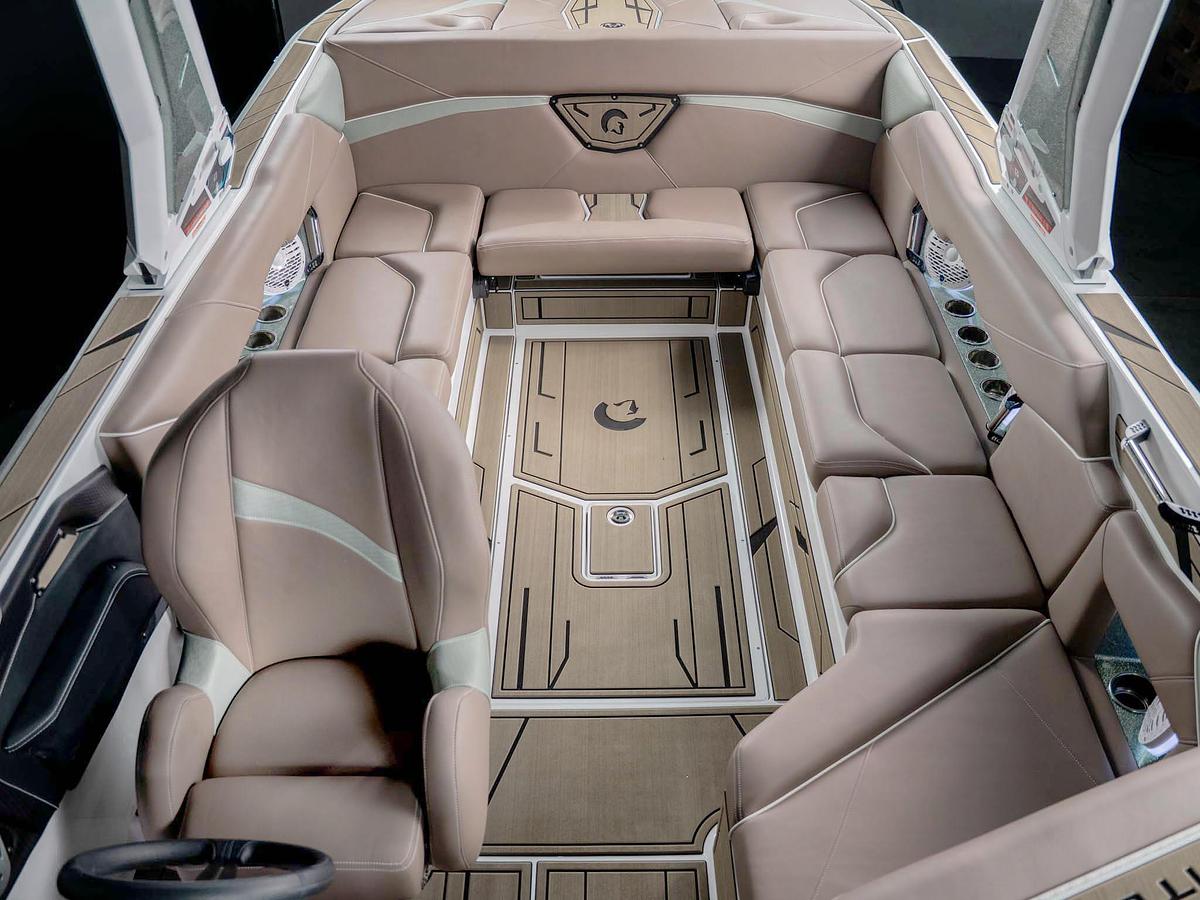 2026 Centurion NV243 - Olive Pewter Flake / White Frost