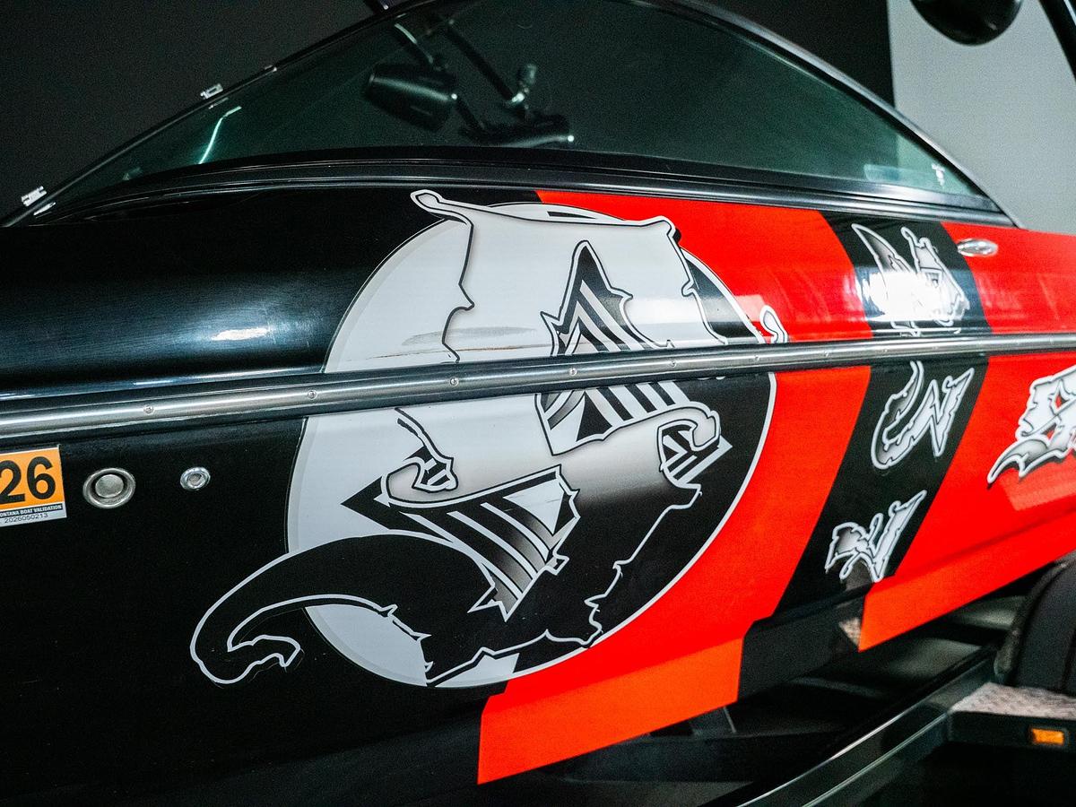 Used 2013 Sanger 237 Wake Series - Red / Black