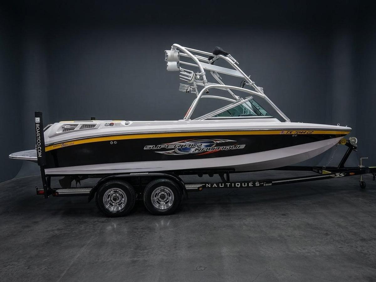 Used 2008 Nautique SAN 210 TE - White / Black