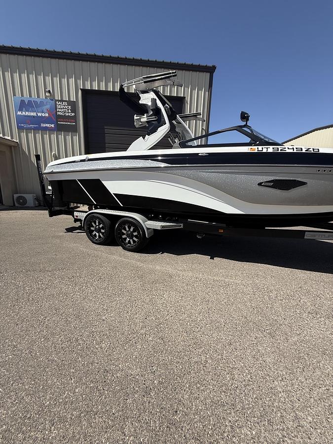 Used 2018 CENTURION RI237