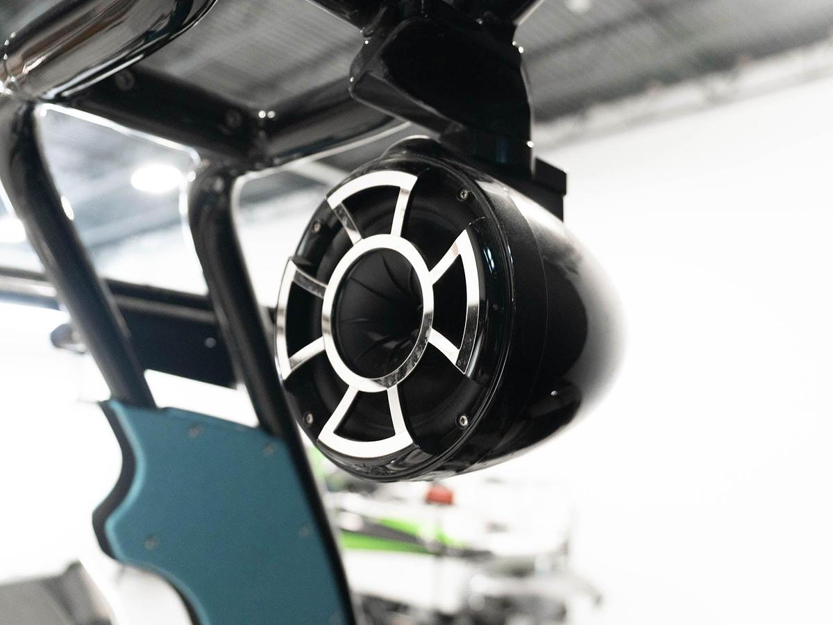 Used 2020 Centurion Vi24- Black / SkyBlue