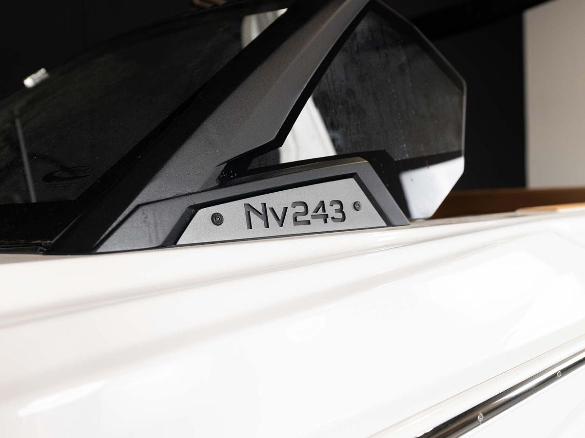 2026 Centurion NV243 - Frost White / Castano