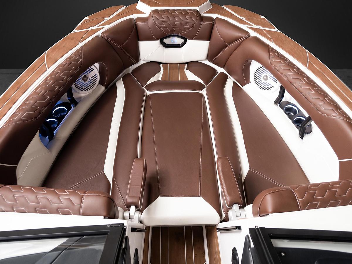 2026 Centurion Ri245 - White Frost / Saddle Brown
