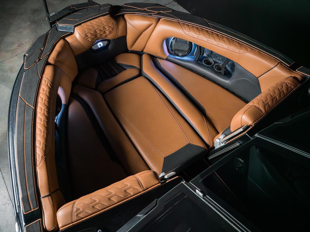 Used 2025 Centurion Ri245 Black Flake / Onyx Black