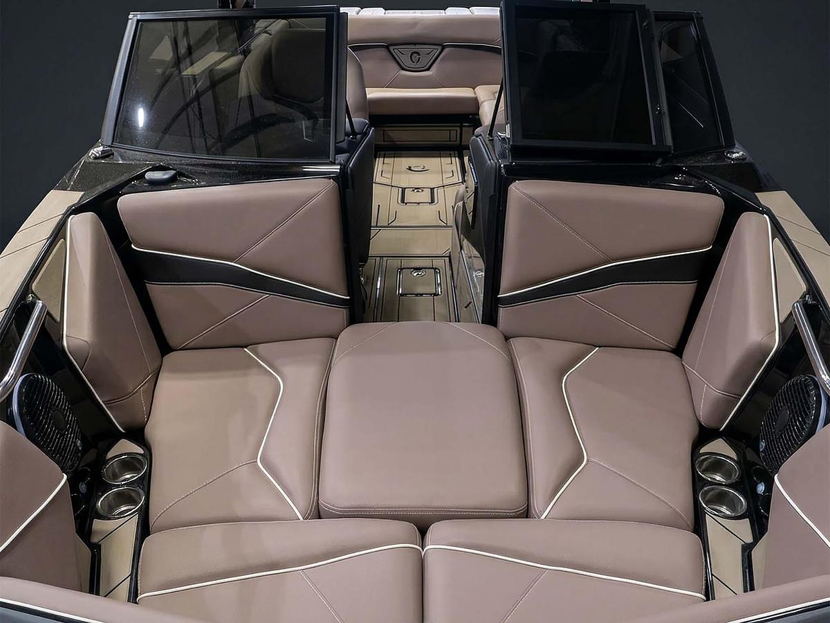 2026 Centurion Nv243 - Onyx Black / White Frost