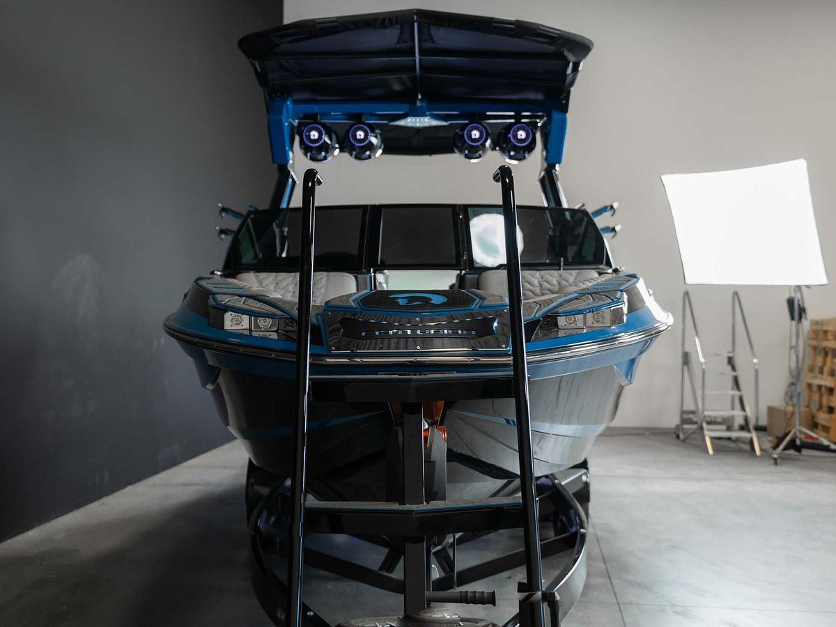 2025 Centurion Ri245 - Onyx Black / Marina Blue