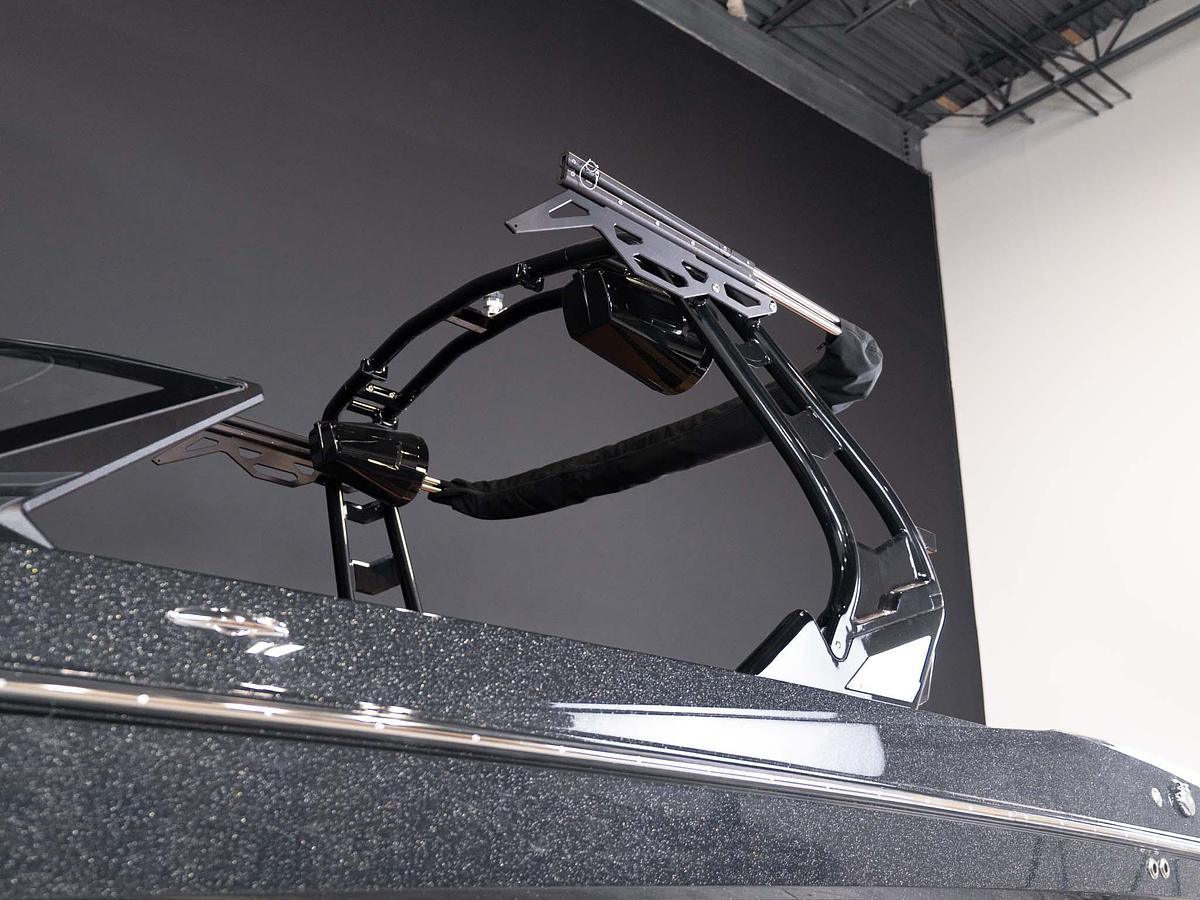 2026 Supreme S240 - Black Flake / Onyx Black