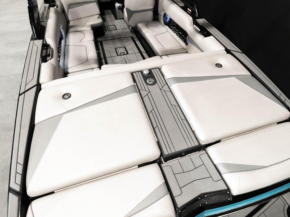 Used 2020 Centurion Vi24- Black / SkyBlue