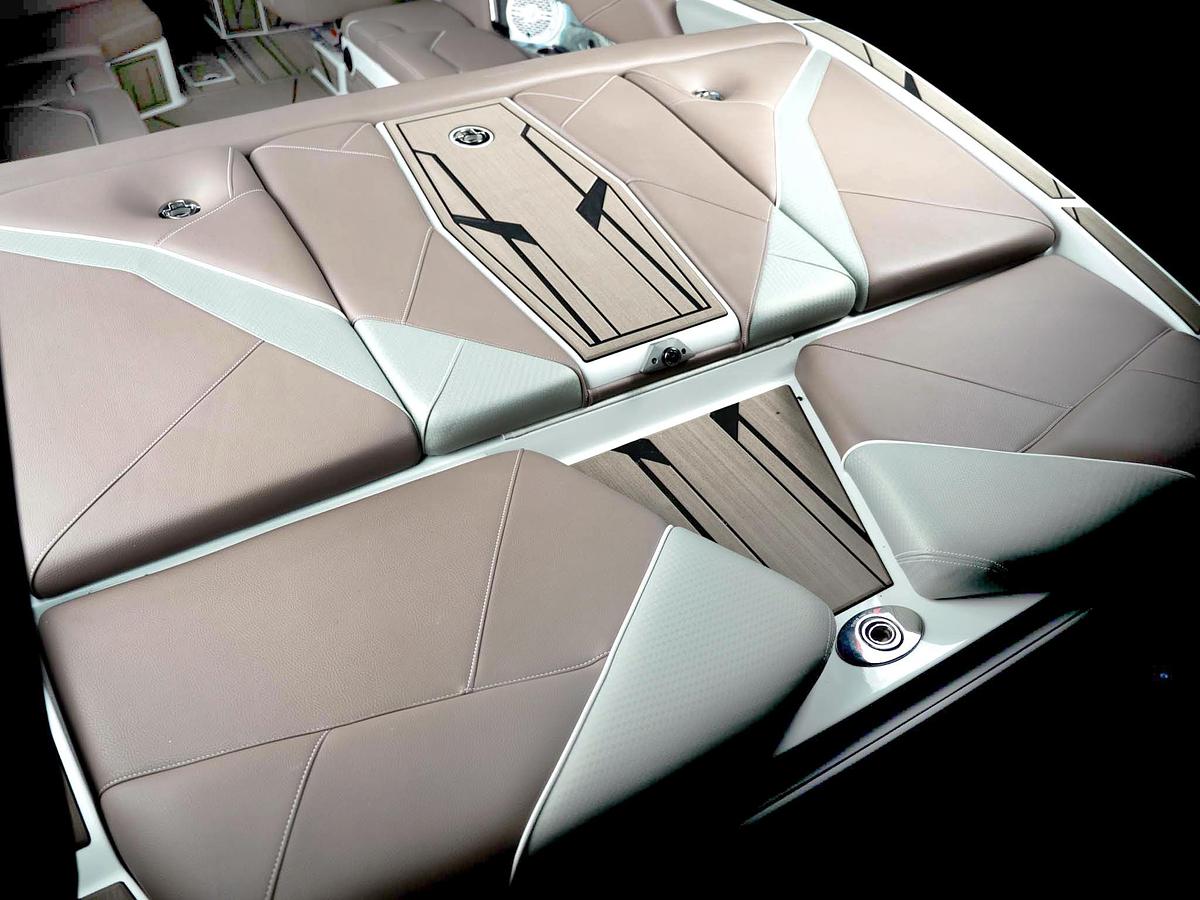 2026 Centurion NV243 - Olive Pewter Flake / White Frost