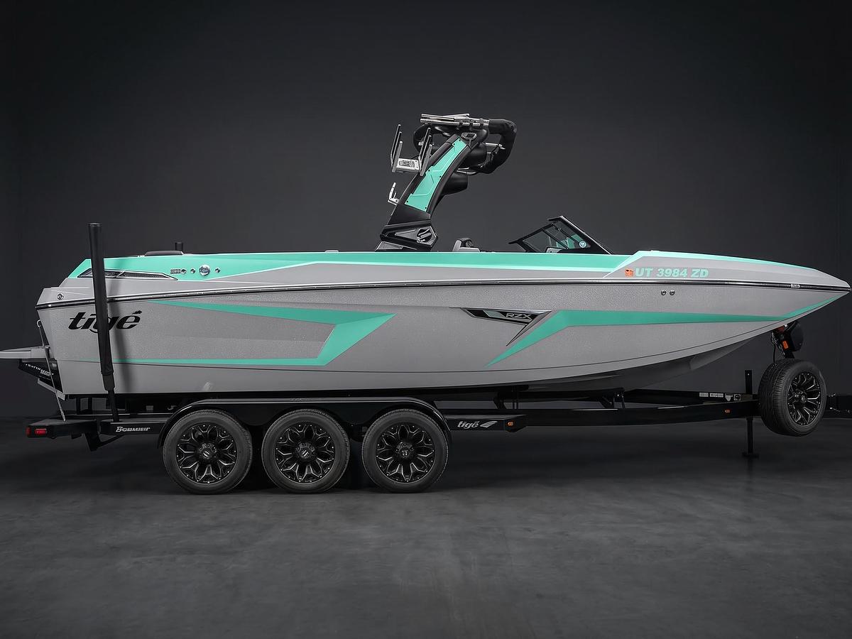 Used 2022 Tige 24RZX - Grey / Sea Green
