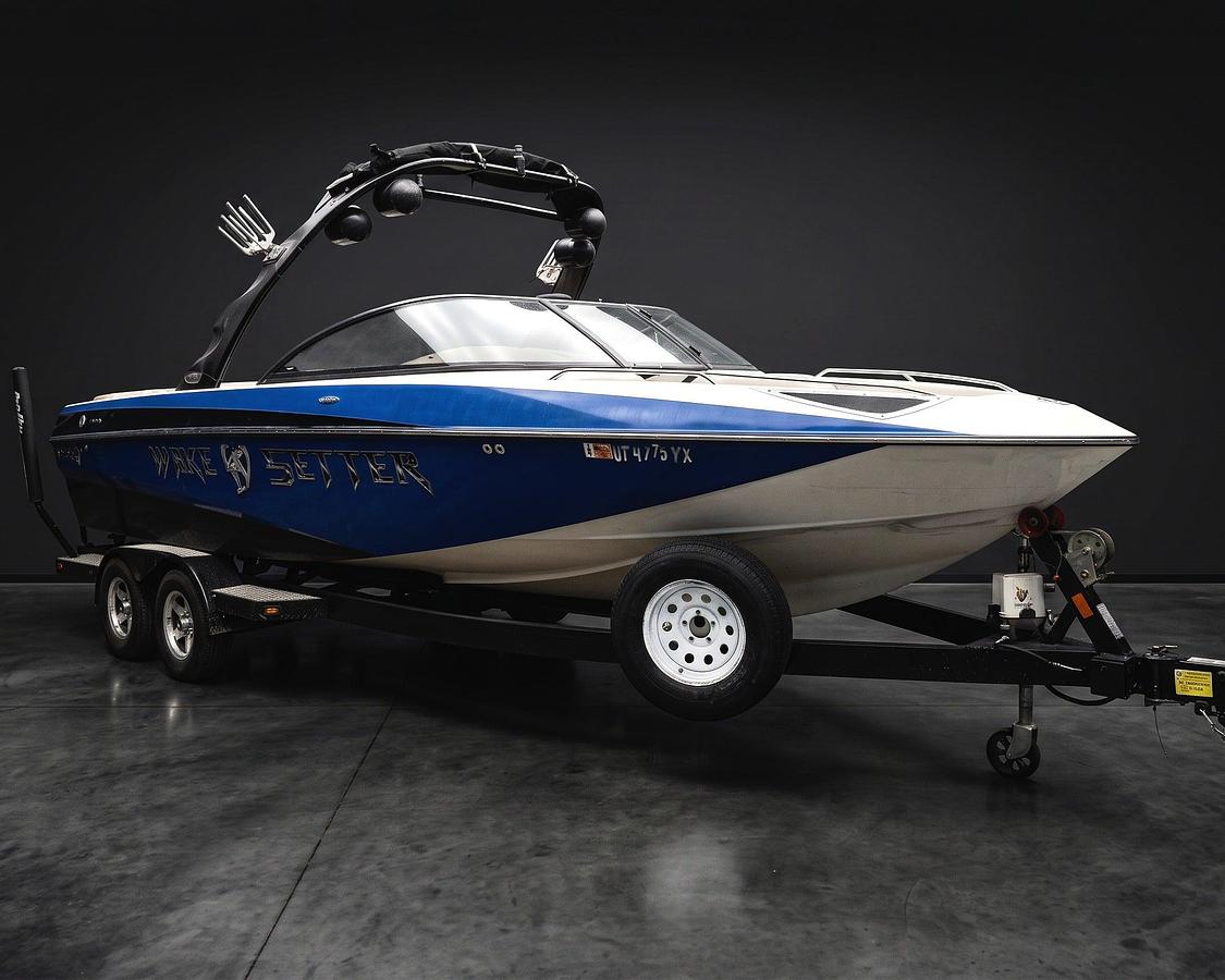 Used 2008 Malibu 247LSV in Blue w/ White interior