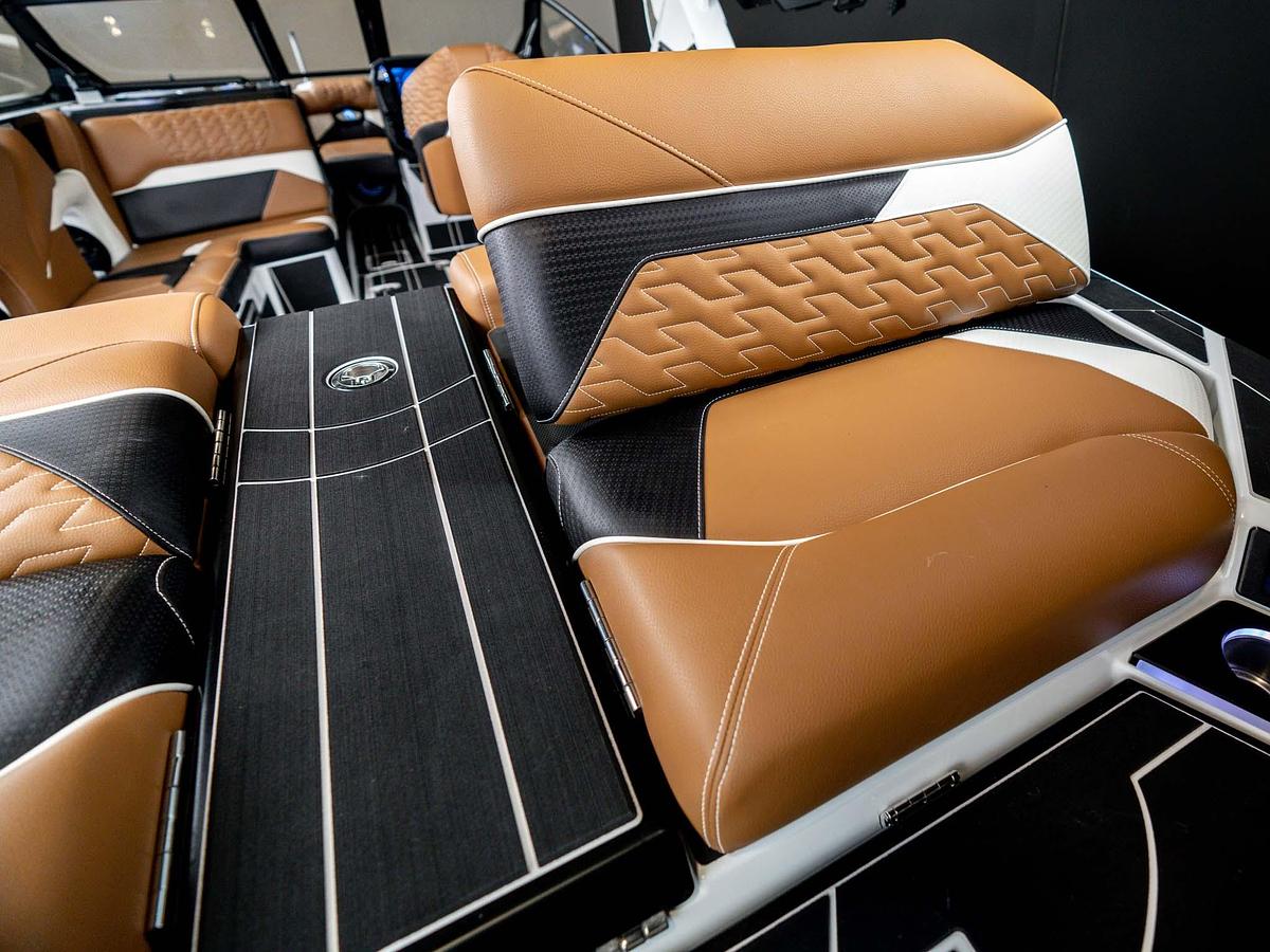 2026 Centurion Ri245 - Stormtrooper White / Castano