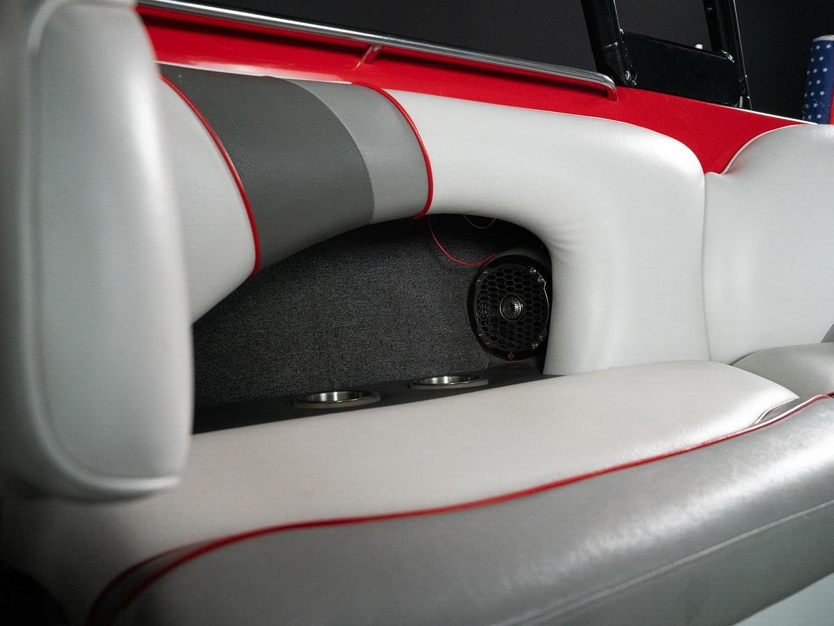 Used 2013 Sanger 237 Wake Series - Red / Black