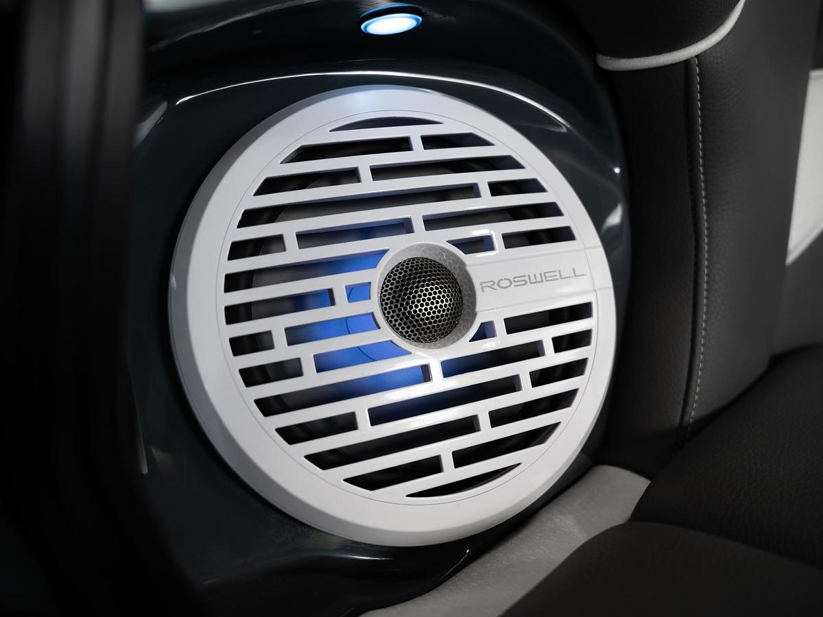 2026 Centurion Ri245 - Charcoal / White Accents