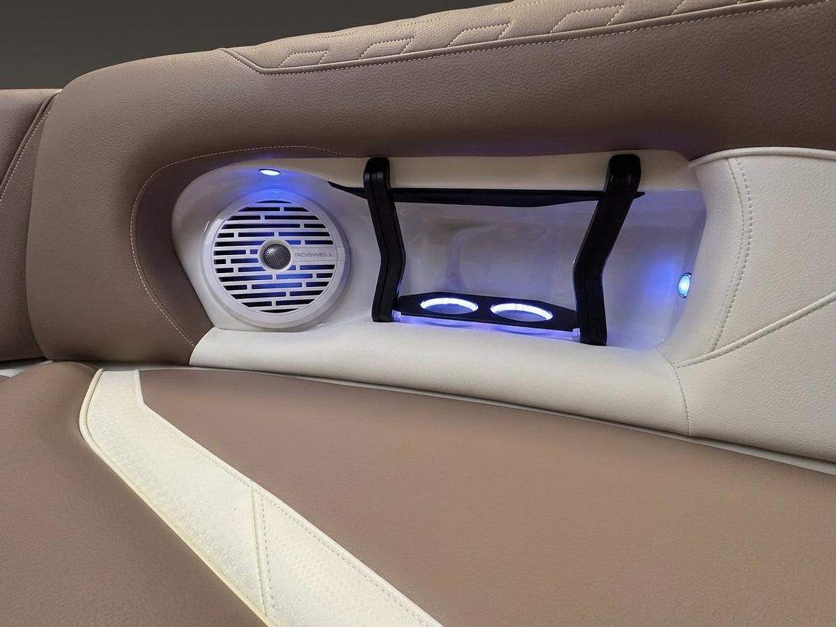 2026 Centurion Ri245 - White Frost / Mocha