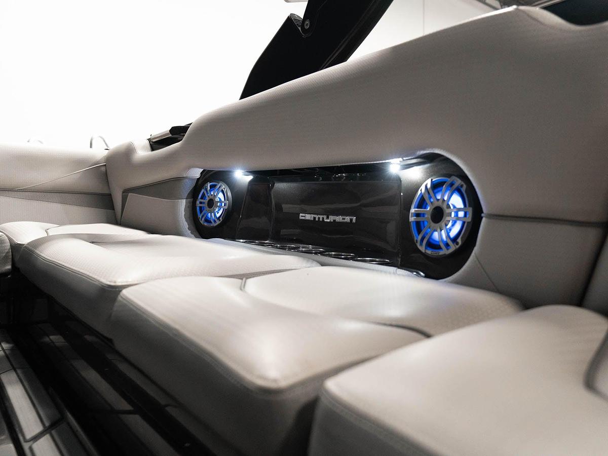 Used 2020 Centurion Vi24- Black / SkyBlue