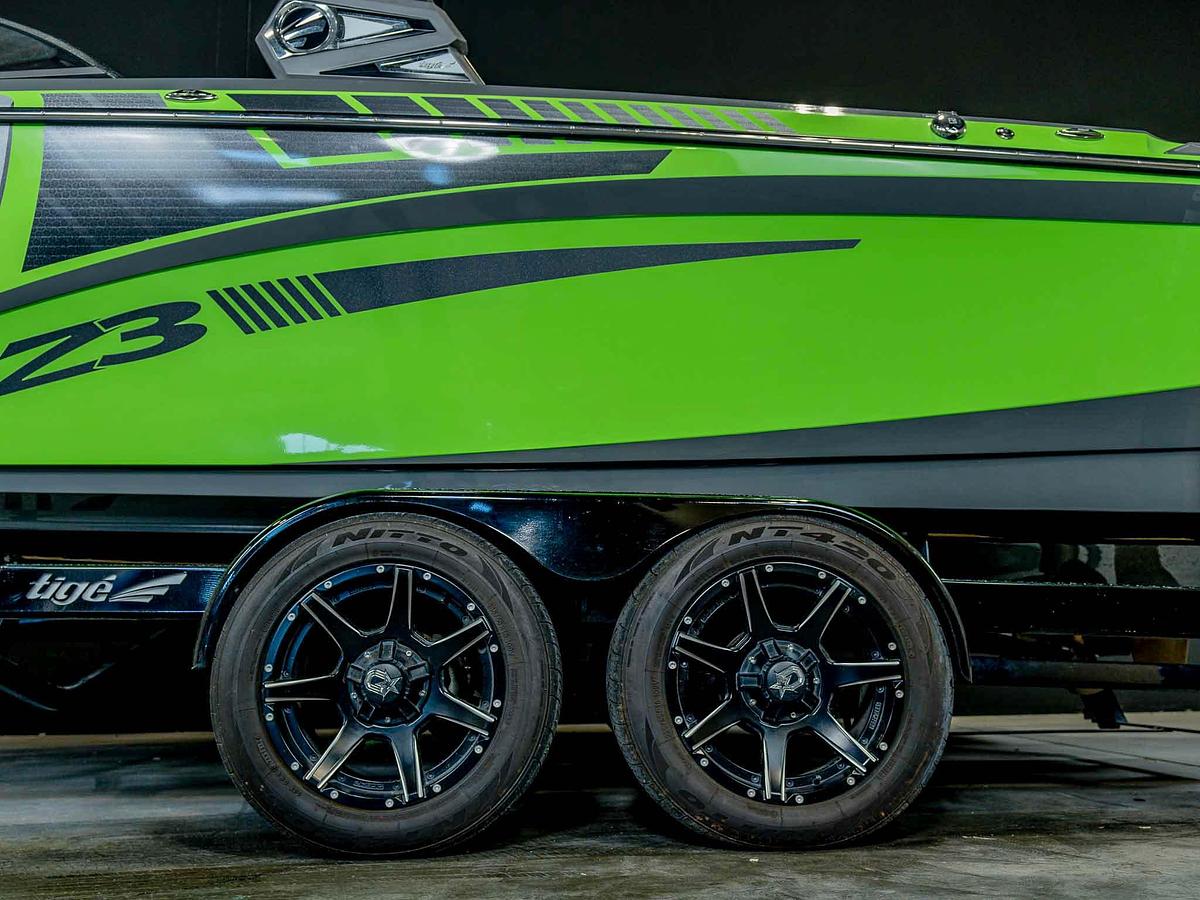 Used 2017 Tige Z3 - Green / Black