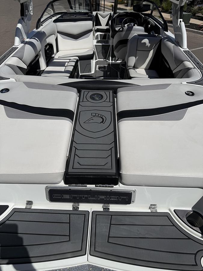 Used 2018 CENTURION RI237