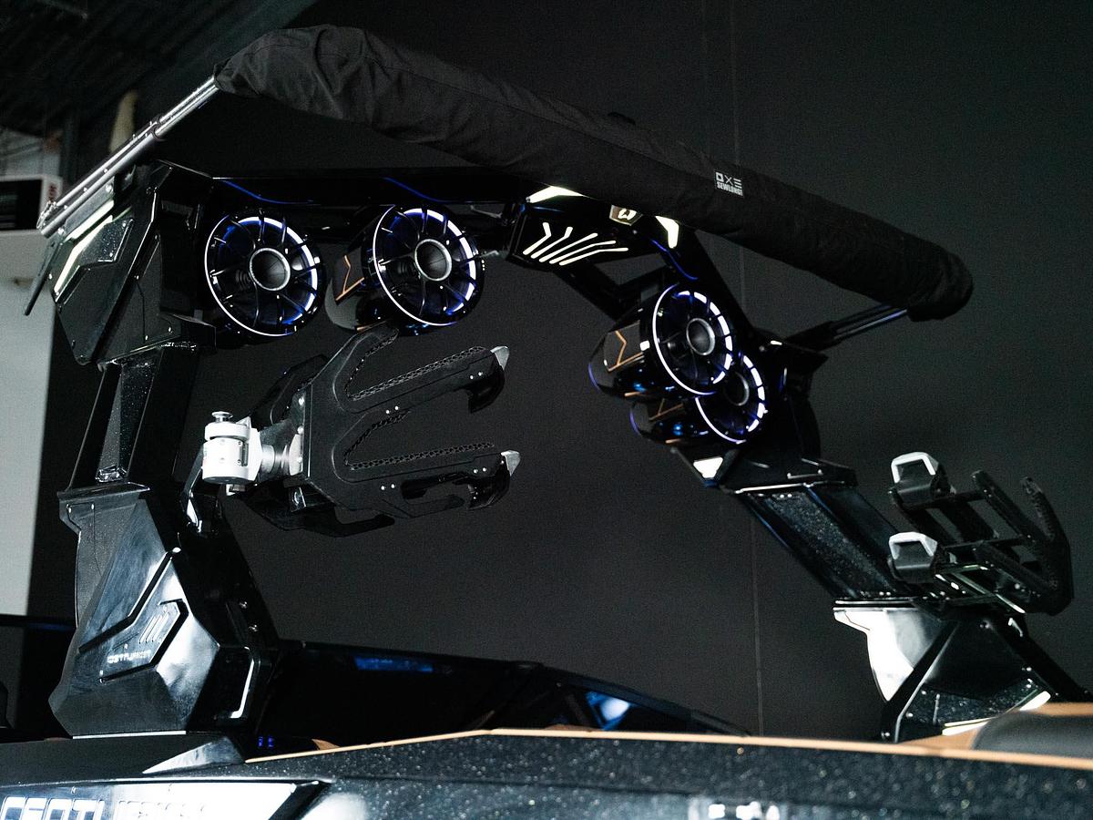 Used 2025 Centurion Ri245 Black Flake / Onyx Black