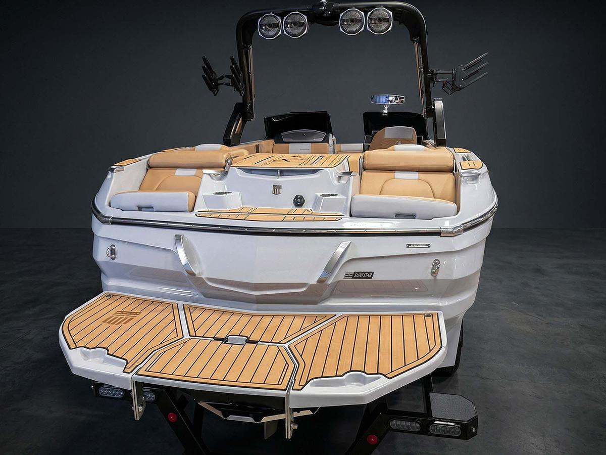 Used 2025 MasterCraft X24 - Gray / Tan