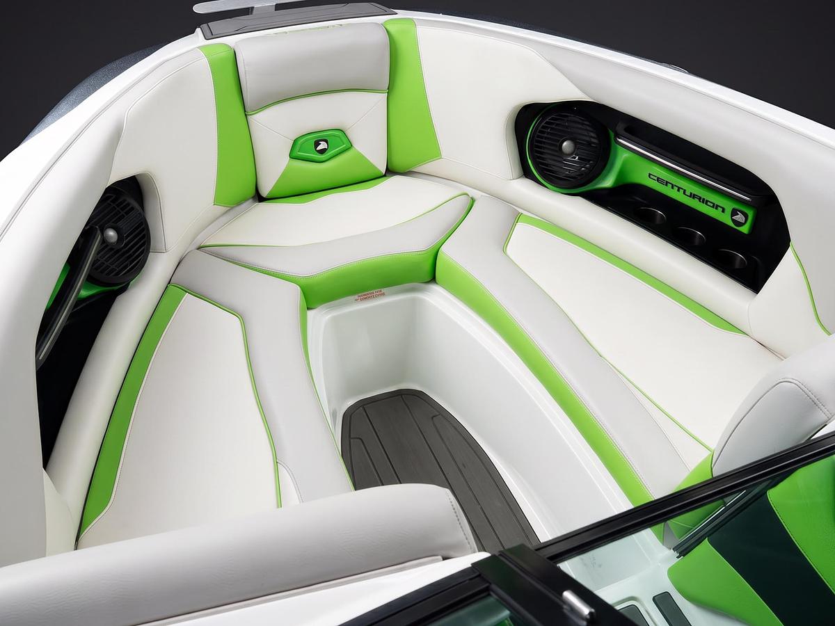 Used 2017 Centurion Ri257 - White / Gunmetal Flake / Green