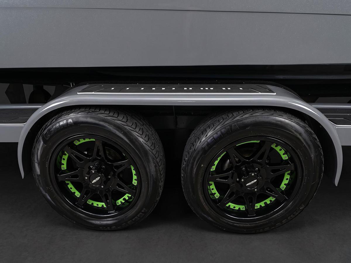 Used 2018 Centurion Fi23 - Lime Green / Charcoal