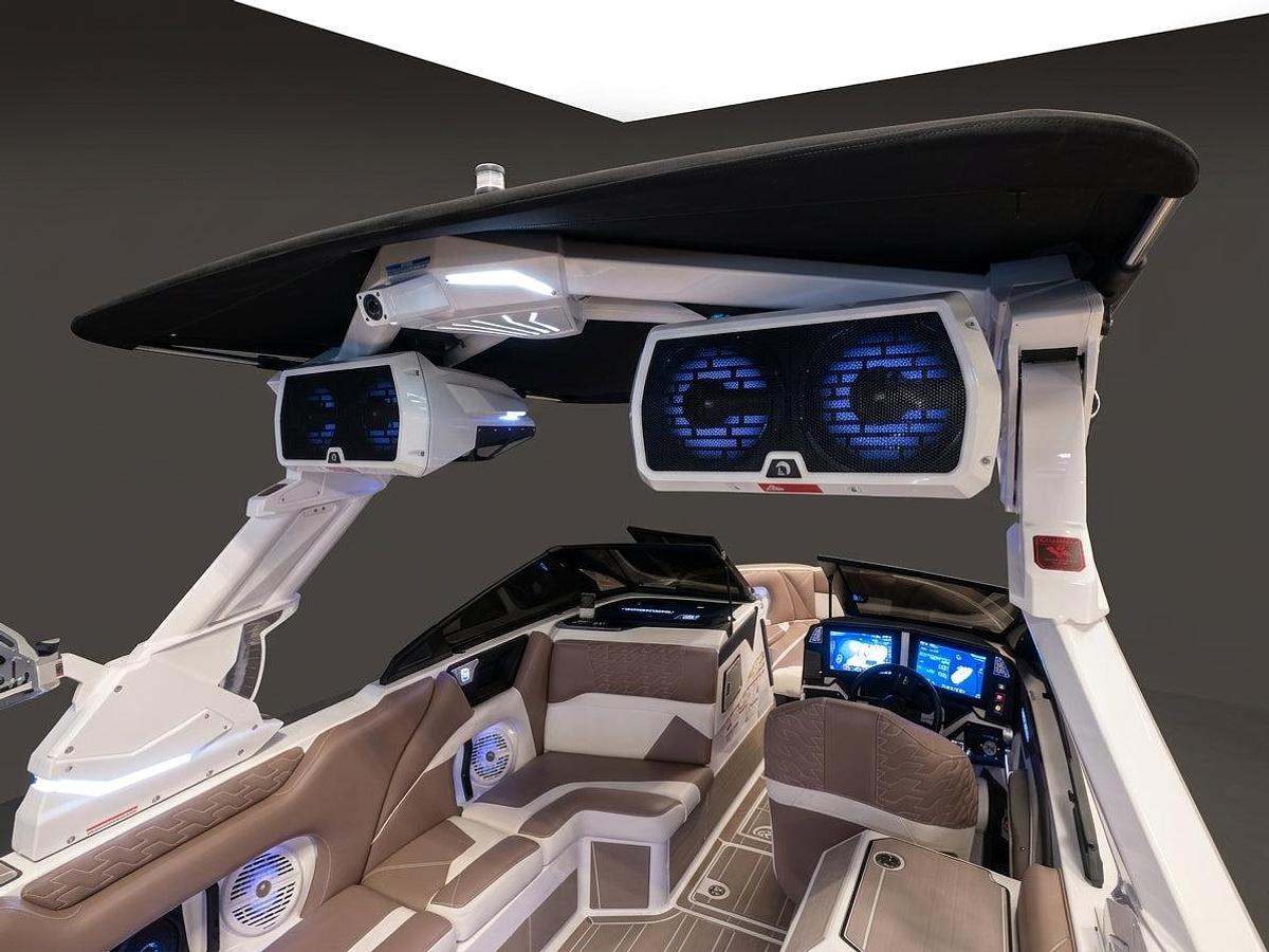 2026 Centurion Ri245 - White Frost / Mocha