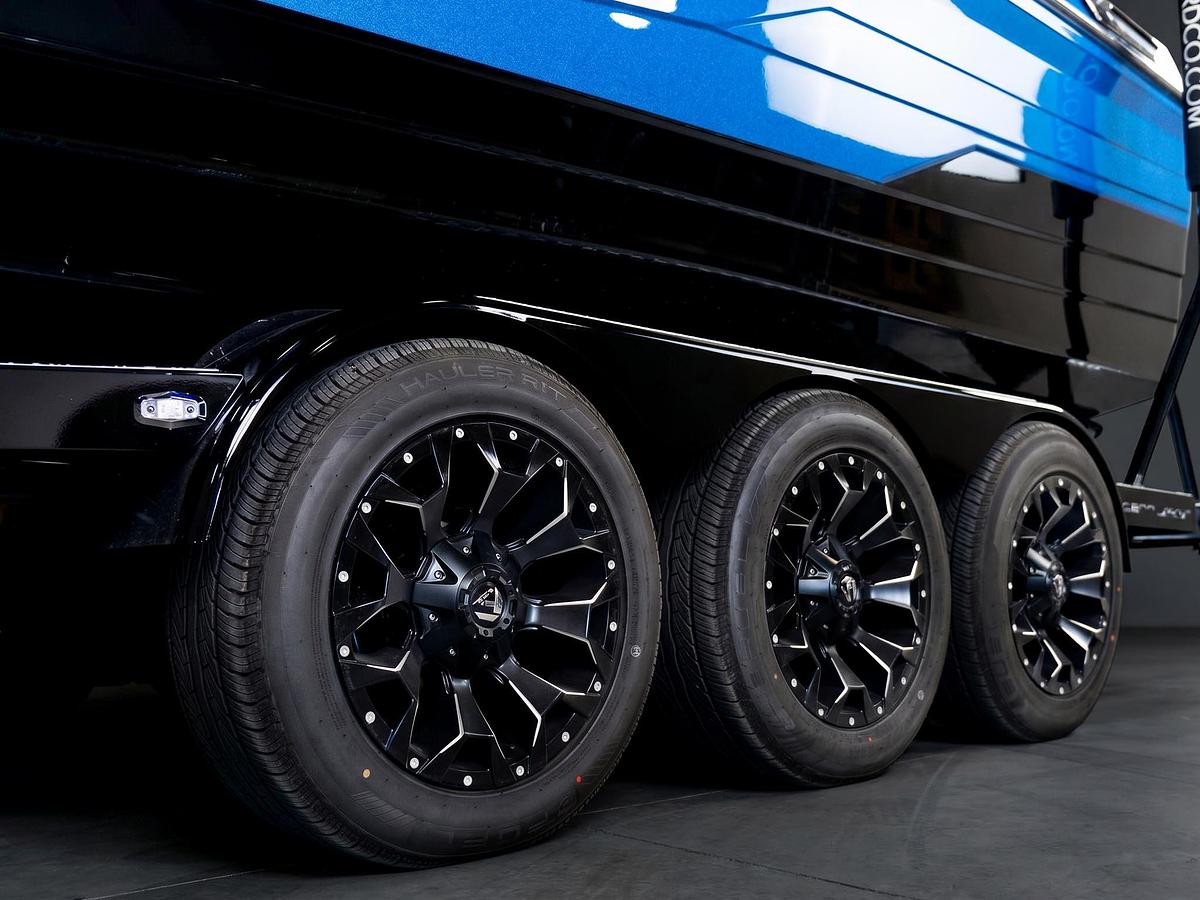 2026 Centurion Ri230 - Canadian Blue Flake / Onyx Black