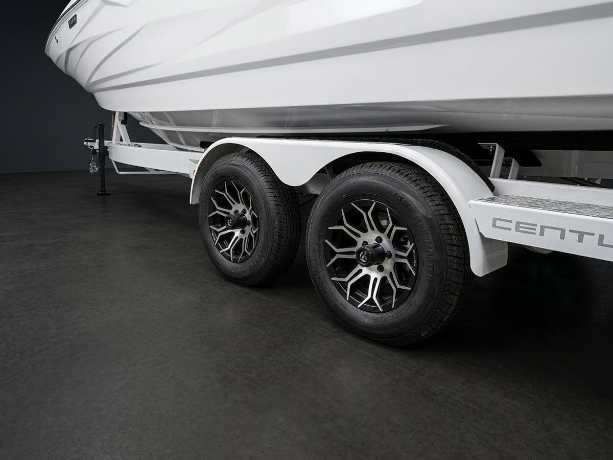 2026 Centurion Nv233 - Stormtrooper White / Castano