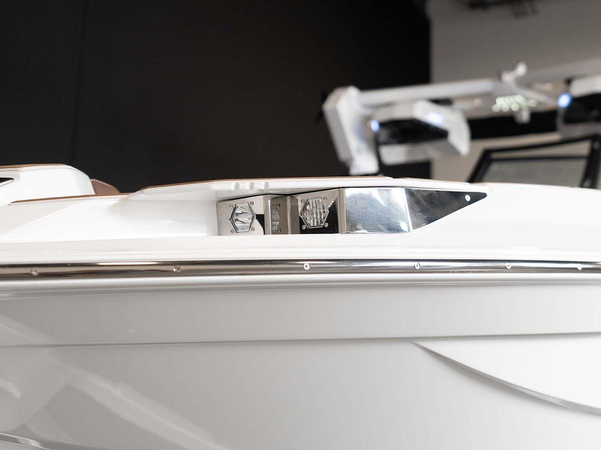 2026 Centurion Ri245 - White Frost / Saddle Brown