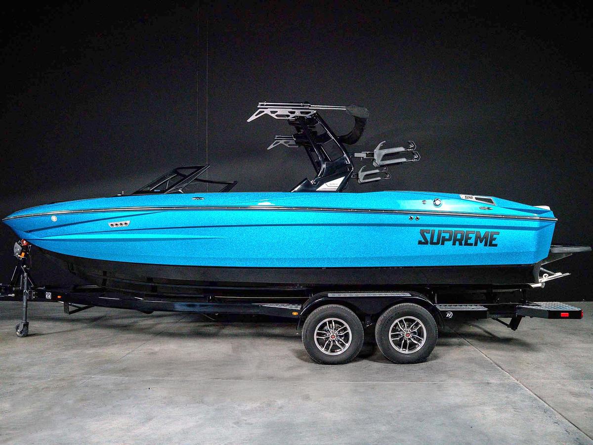 2026 Supreme S240 - Bahama Blue Flake / Onyx Black