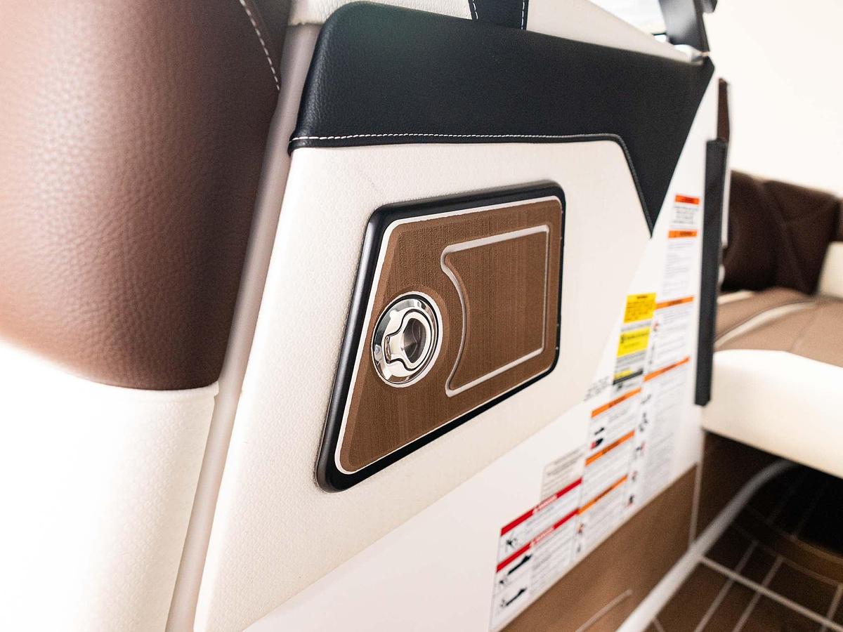 2026 Centurion Ri245 - White Frost / Saddle Brown