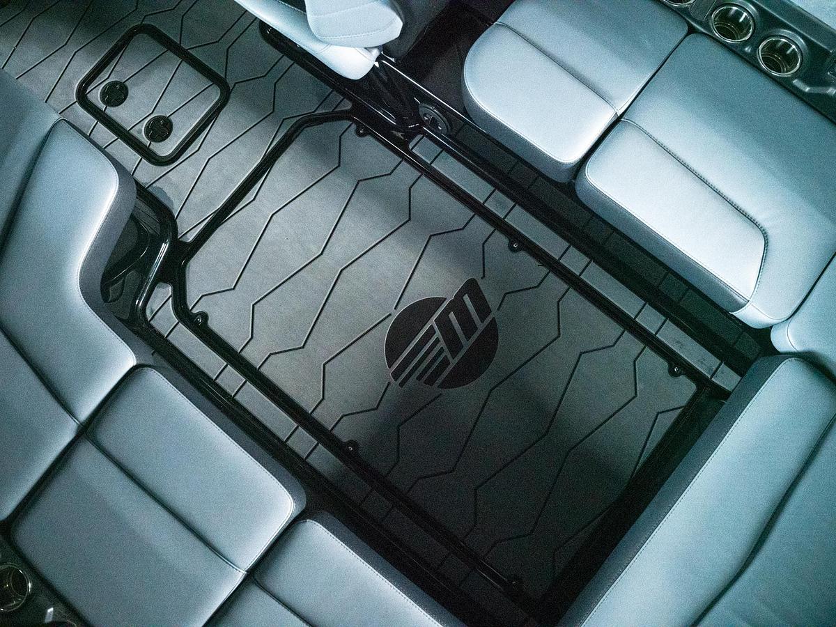 Used 2024 Malibu 23MXZ - Electric Yellow / Grey